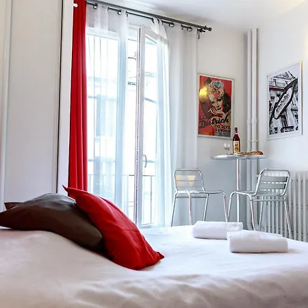 Montmartre Picasso パリ